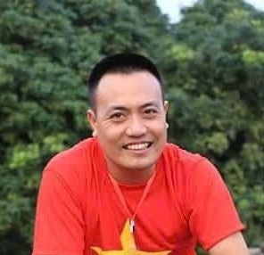 Mr. Nguyen Viet Luan - Tour Manager & Tour Guide - Vietsky Travel